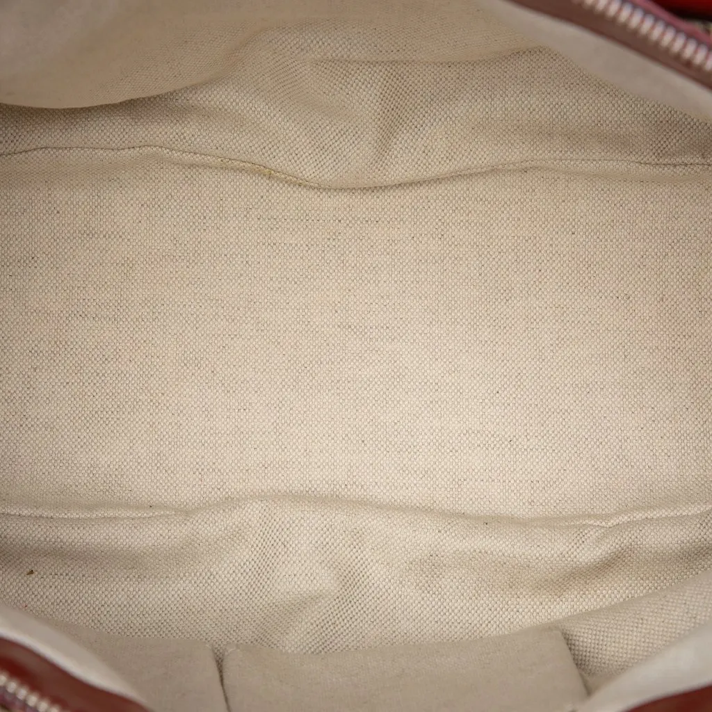 Gucci GG Canvas Sukey Satchel Beige Very good - Model View