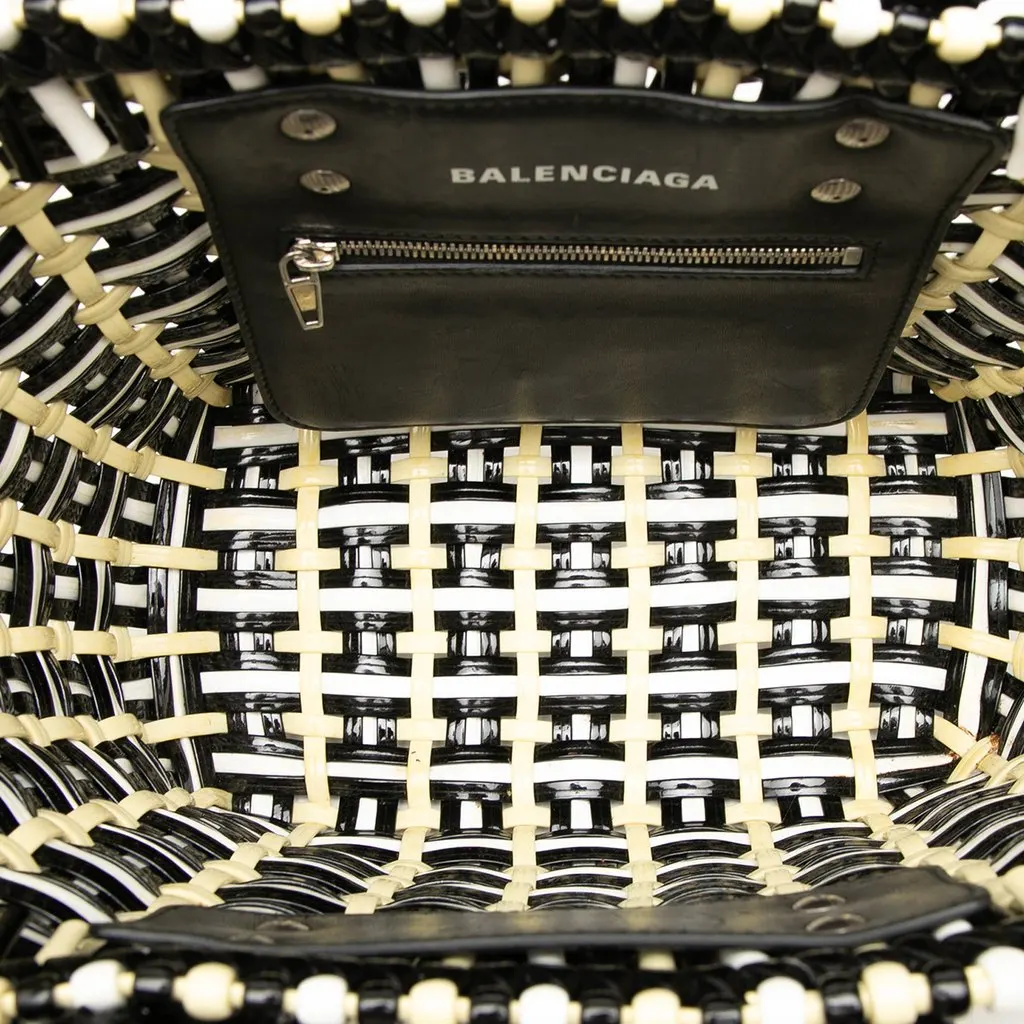Balenciaga Faux Leather Bistro Basket Bag XS Yellow Very good - Model View