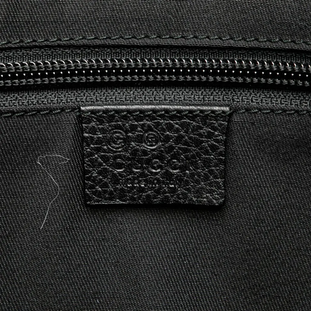 Gucci GG Nylon Crossbody Black Good - Box View
