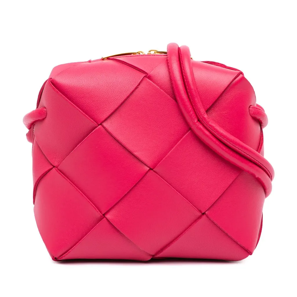 Bottega Veneta Mini Lambskin Intrecciato Cassette Camera Bag Pink Leather Very good - Front View
