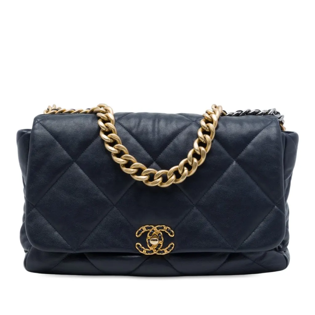 Chanel Maxi Lambskin 19 Flap Blue Leather Very good - Front View
