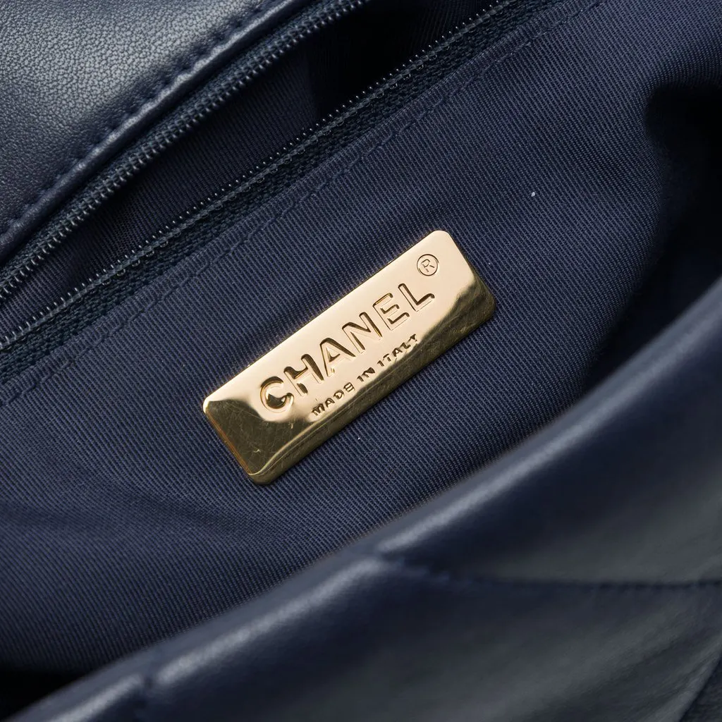 Chanel Maxi Lambskin 19 Flap Blue Leather Very good - Box View