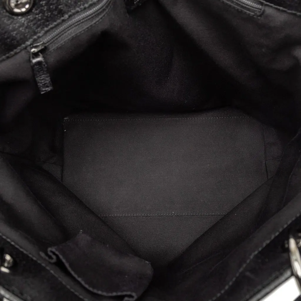 Gucci Large GG Canvas Eclipse Tote Black Very good - Model View