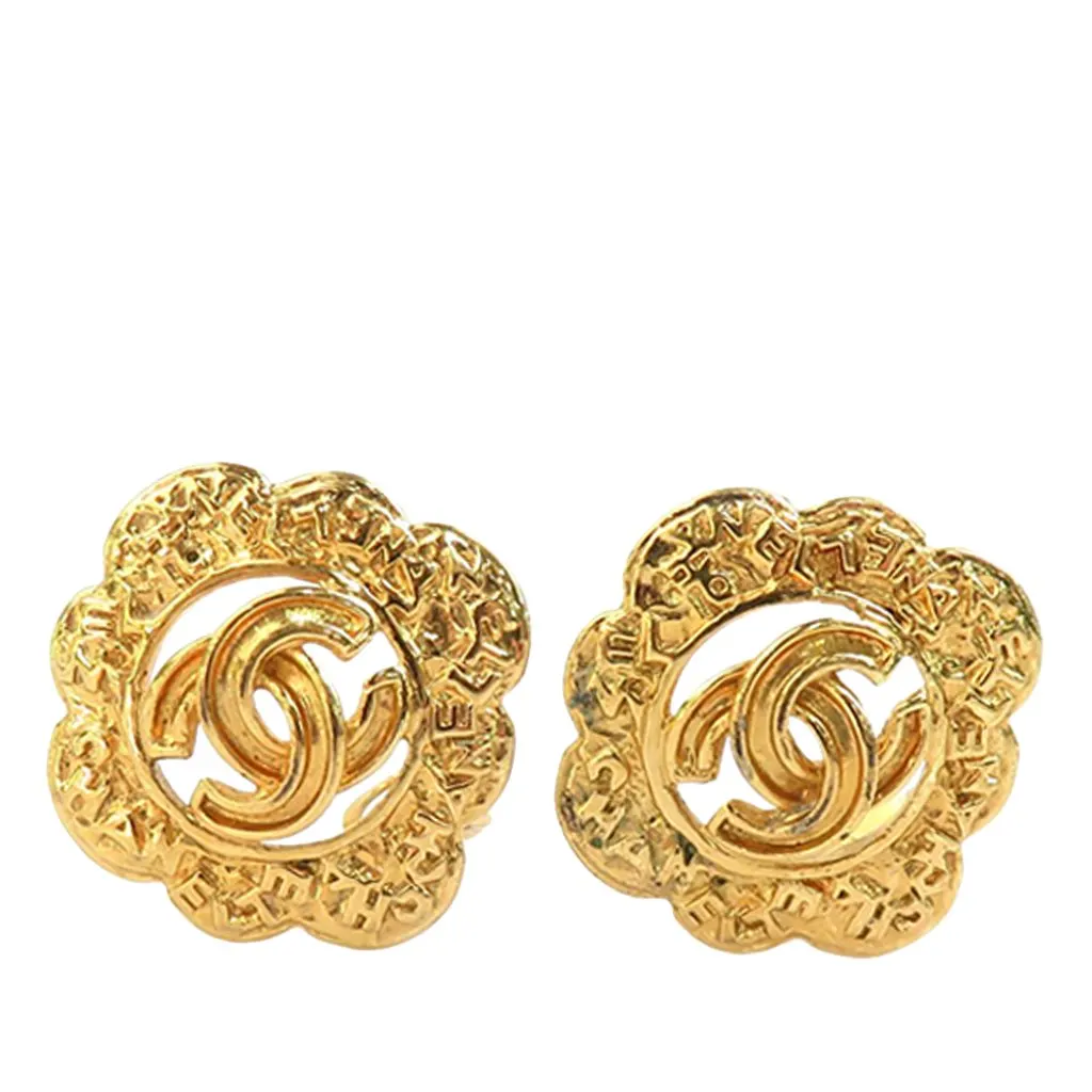 Chanel CC Gold Plated Logo Flower Clip On Earrings Gold Metal Very good - Front View