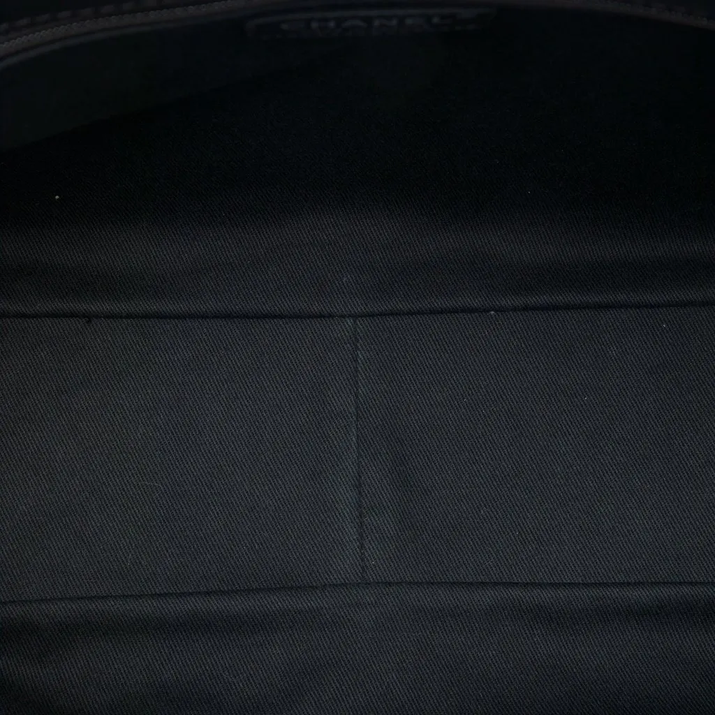 Chanel Quilted Patent Reissue 2.55 Tote Brown Leather Very good - Model View