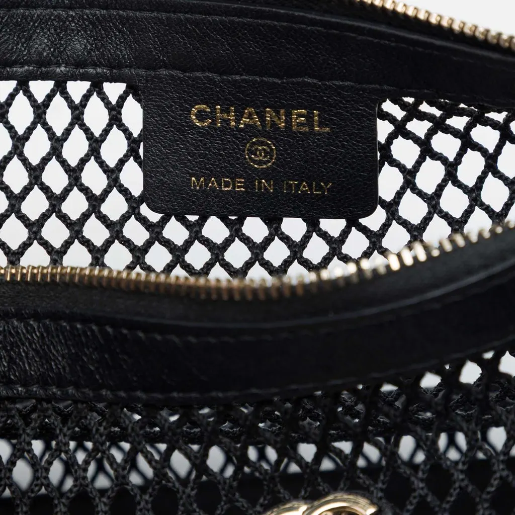 Chanel CC Mesh and Shiny Lambskin Clutch with Chain Black Very good - Box View