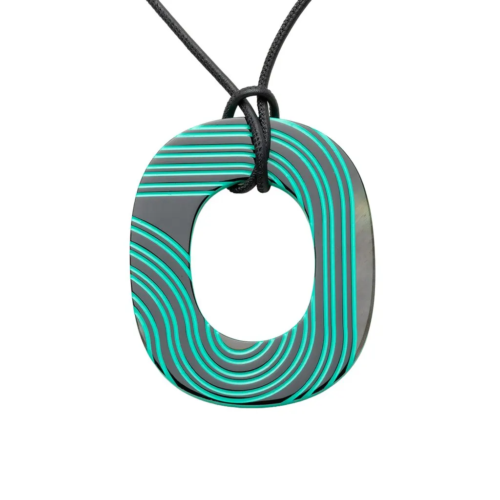 Hermès Lacquered Isthme Pop Pendant Necklace PM Green Very good - Back View