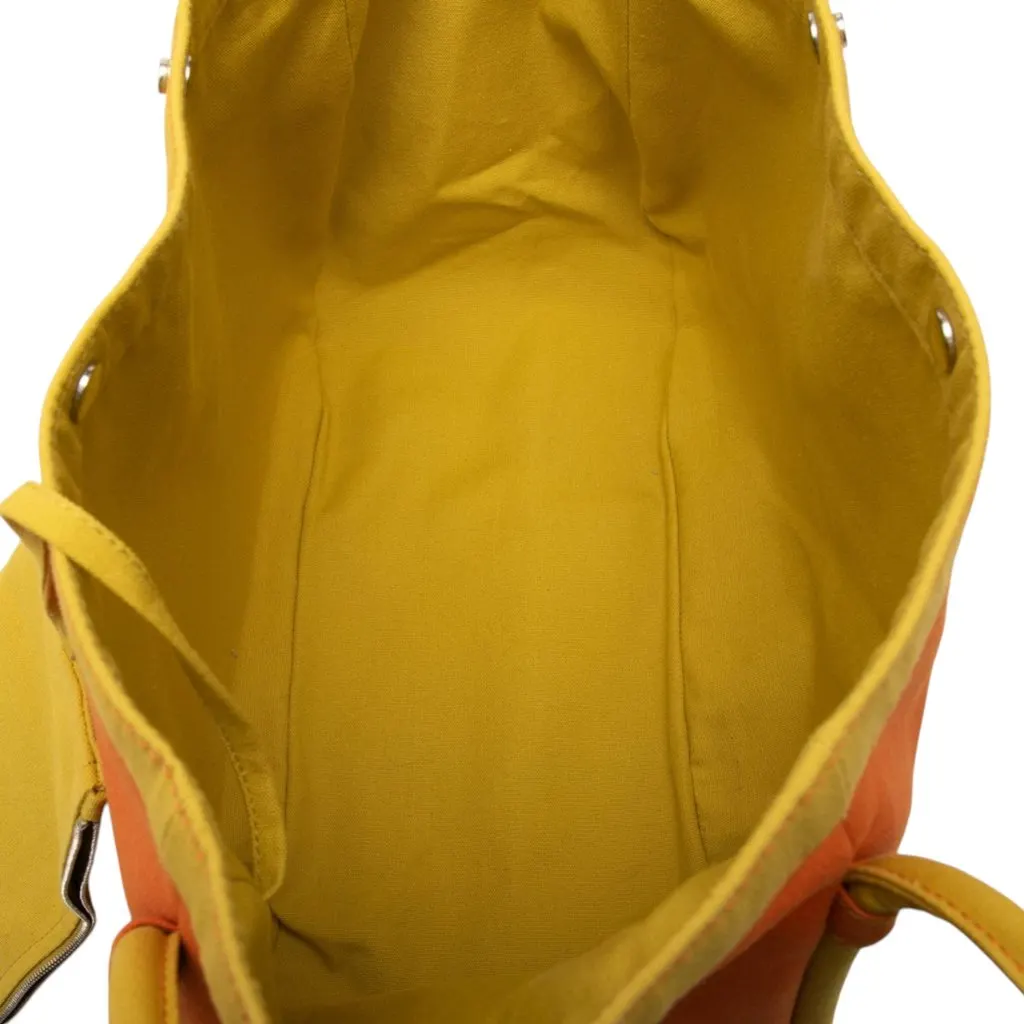 Hermès Toile Lindy Beach Bag Orange Canvas Very good - Model View