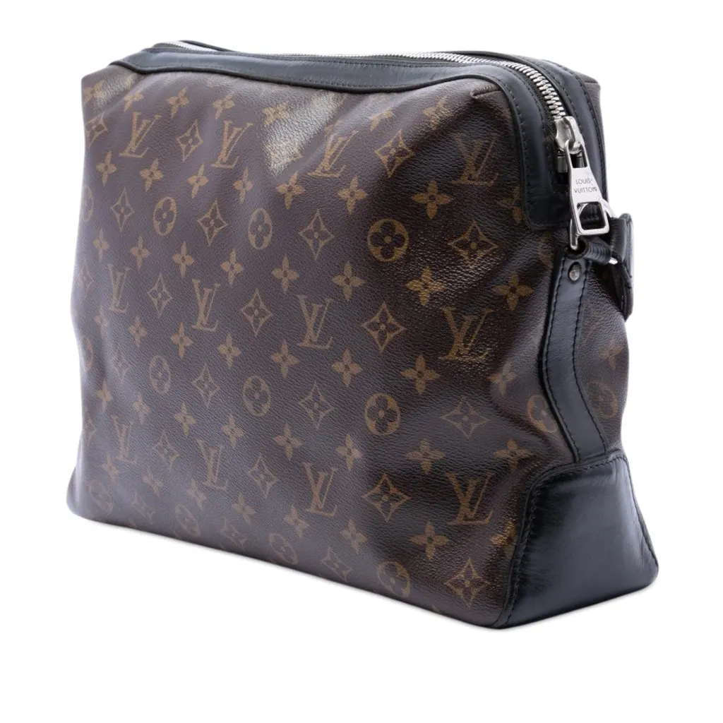 Louis Vuitton Monogram Macassar Torres Messenger Bag Brown Very good - Back View