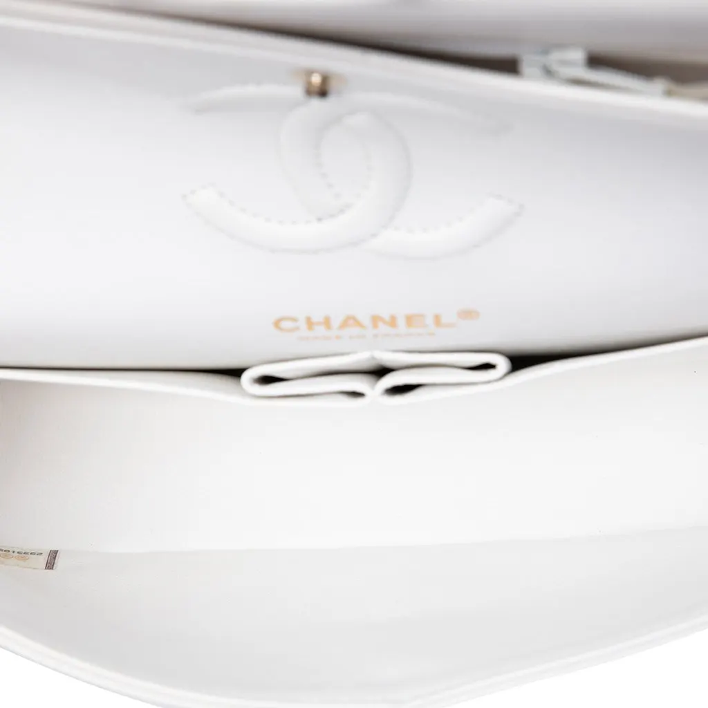 Chanel Medium Classic Caviar Double Flap White Leather Very good - Model View