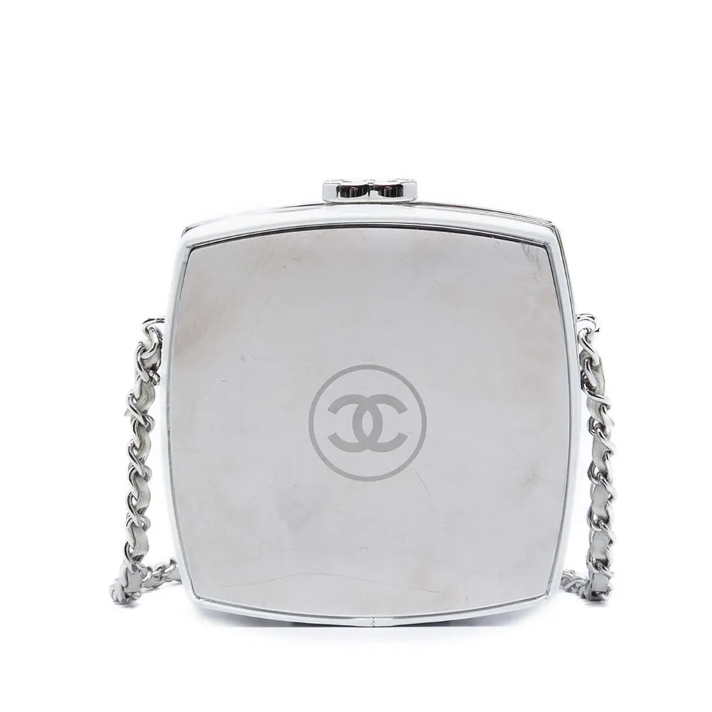 Chanel Patent Goatskin Make Up Box Clutch With Chain White Leather Very good - Front View