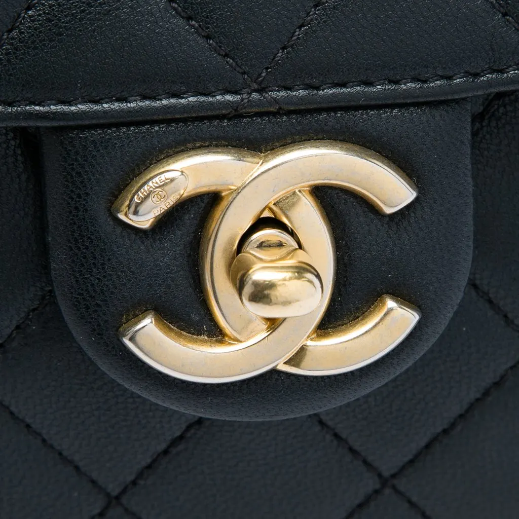 Chanel Small Quilted Goatskin Chic Pearls Flap Black Leather Very good - Box View