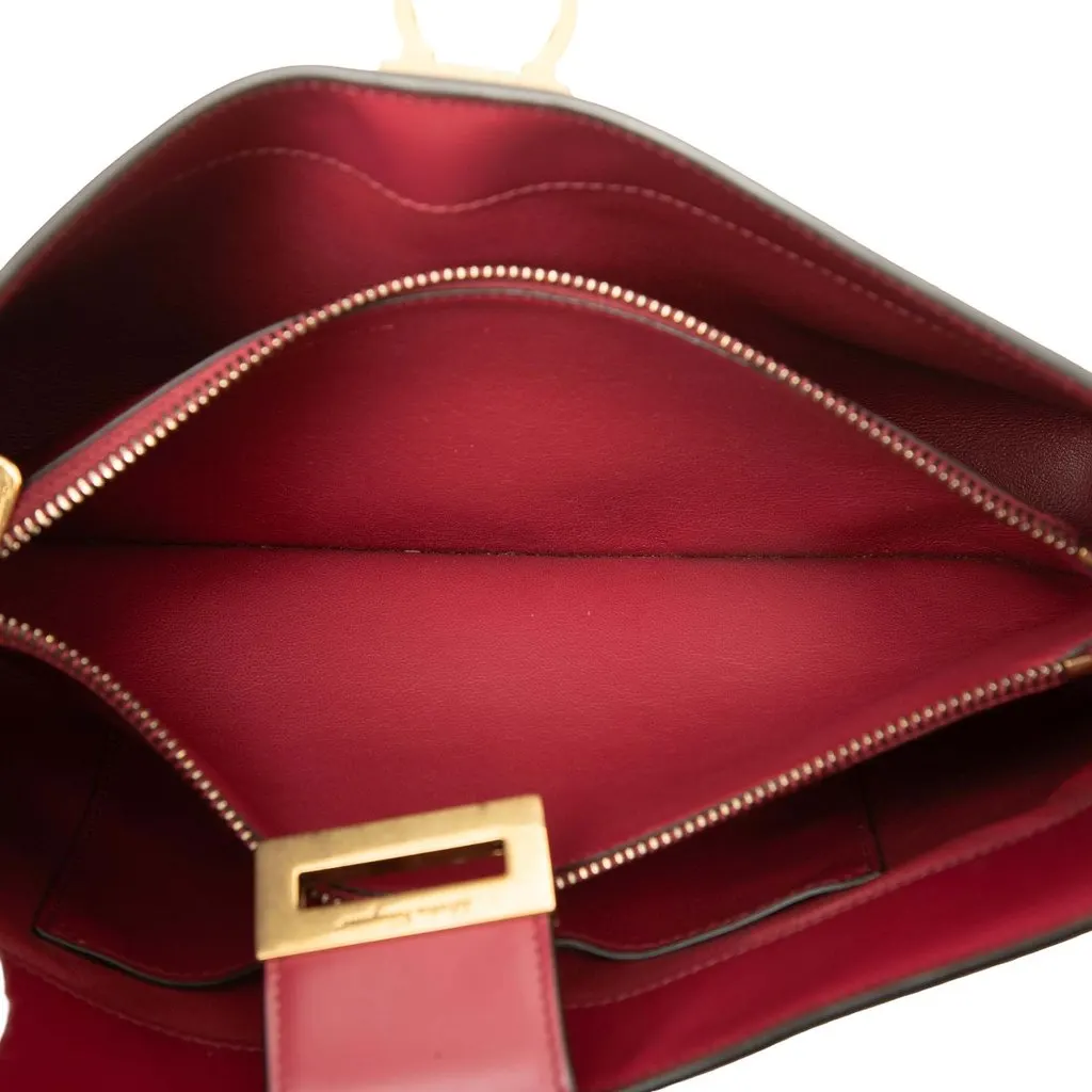 Salvatore Ferragamo Leather Gancini Trifolio Shoulder Bag Red Leather Very good - Model View