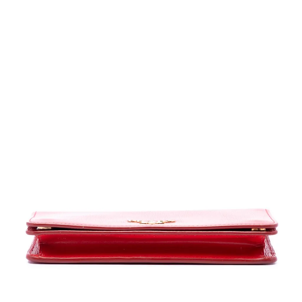 Prada Vitello Move Wallet on Chain Red Leather Very good - Inside View