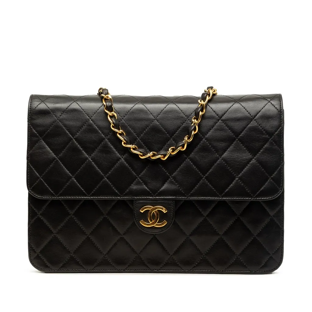 Chanel Medium CC Quilted Lambskin Single Flap Black Leather Very good - Front View