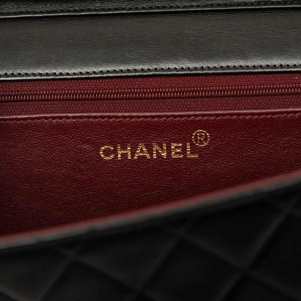 Chanel Medium CC Quilted Lambskin Single Flap Black Leather Very good - Box View