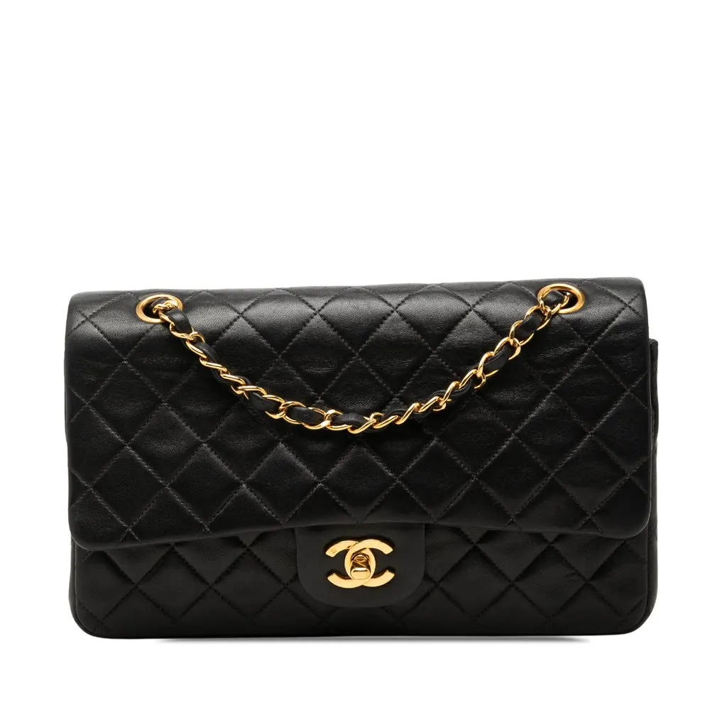 Chanel Medium Classic Lambskin Double Flap Black Leather Very good - Front View