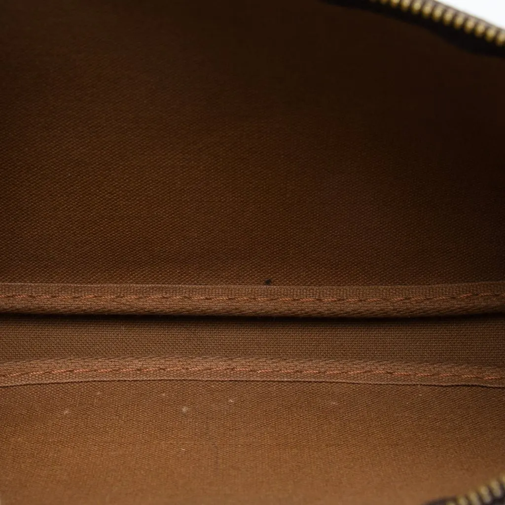 Louis Vuitton Monogram Pochette Accessoires Brown Very good - Model View