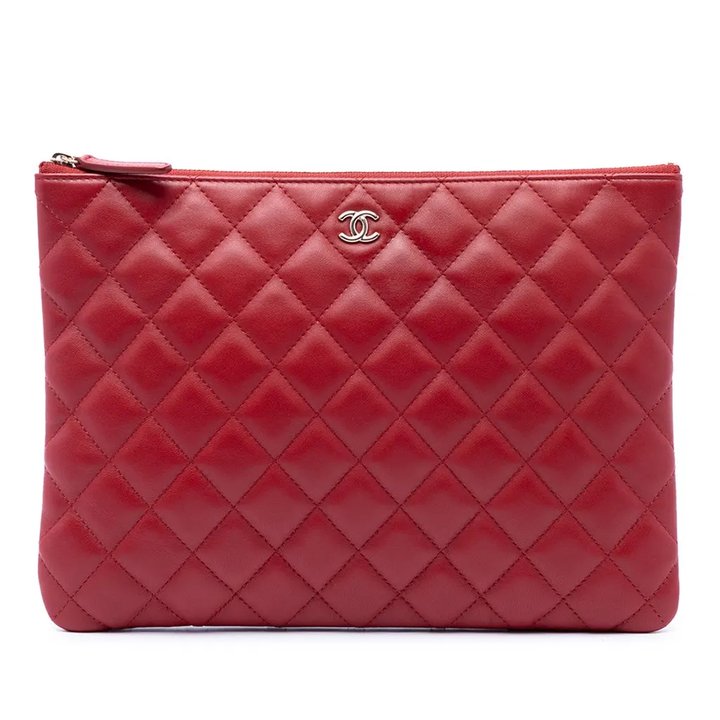 Chanel Medium Quilted Lambskin O Case Clutch Red Leather Very good - Front View
