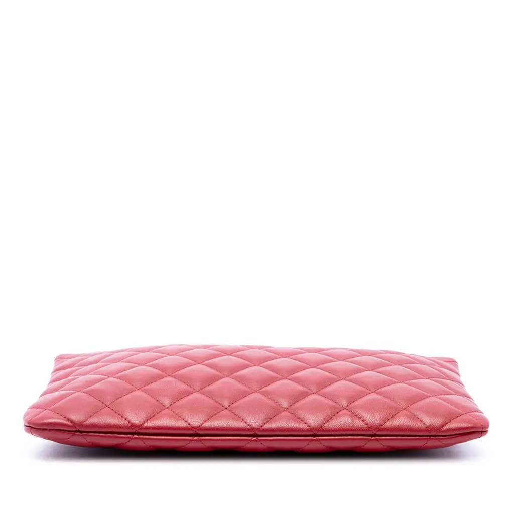 Chanel Medium Quilted Lambskin O Case Clutch Red Leather Very good - Inside View