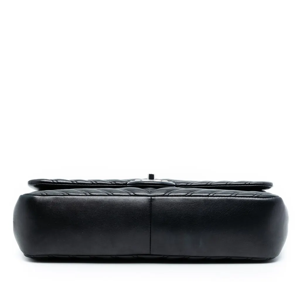 Chanel Jumbo Classic Chevron Lambskin Double Stitch Single Flap Black Leather Very good - Inside View