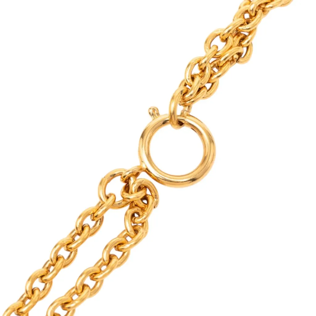 Chanel Gold Plated Double Chain Horse Medallion Pendant Necklace Gold Metal Very good - Model View