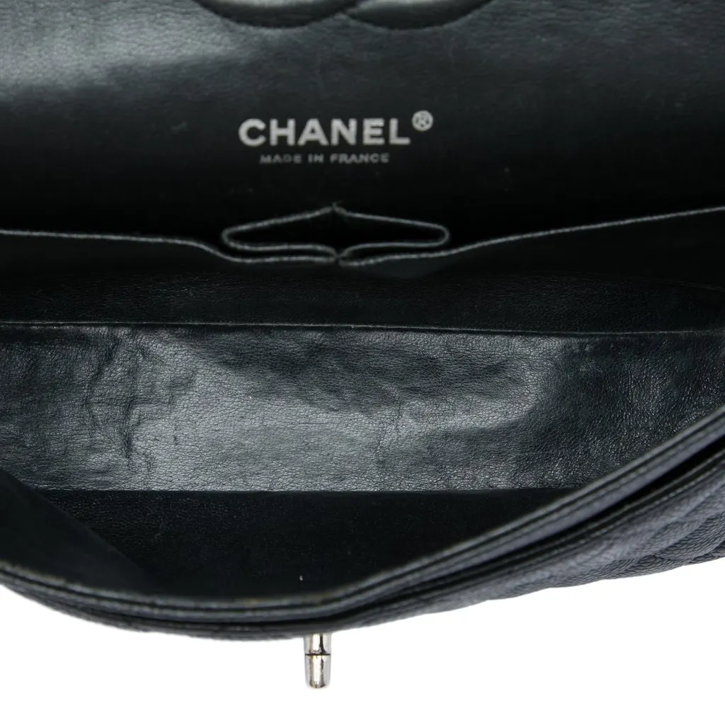 Chanel Medium Classic Caviar Double Flap Black Leather Very good - Model View