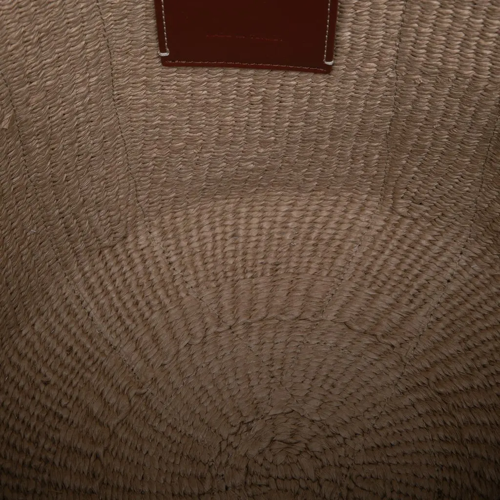 Chloé Large Raffia Woody Basket Tote Beige Rattan Never worn - Model View