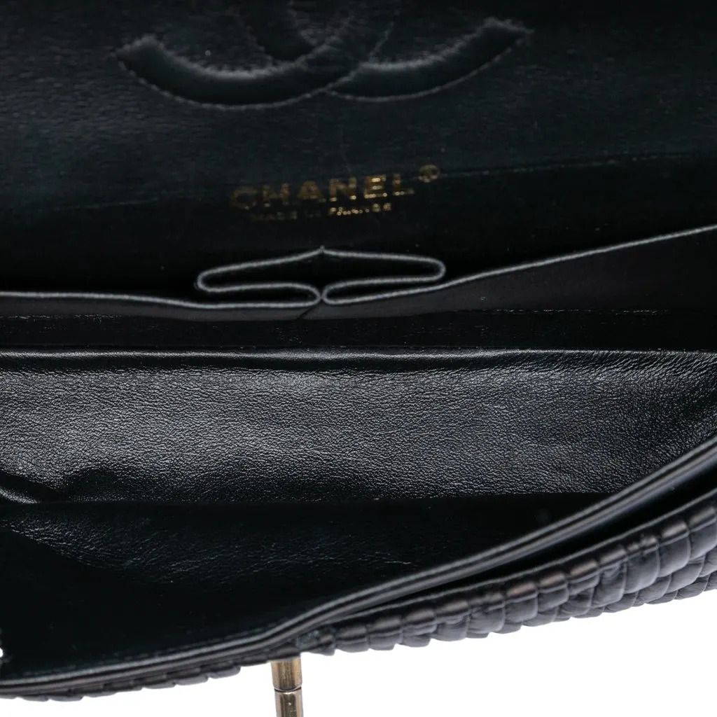 Chanel Medium Classic Chevron Calfskin Pleated Double Flap Black Leather Very good - Model View