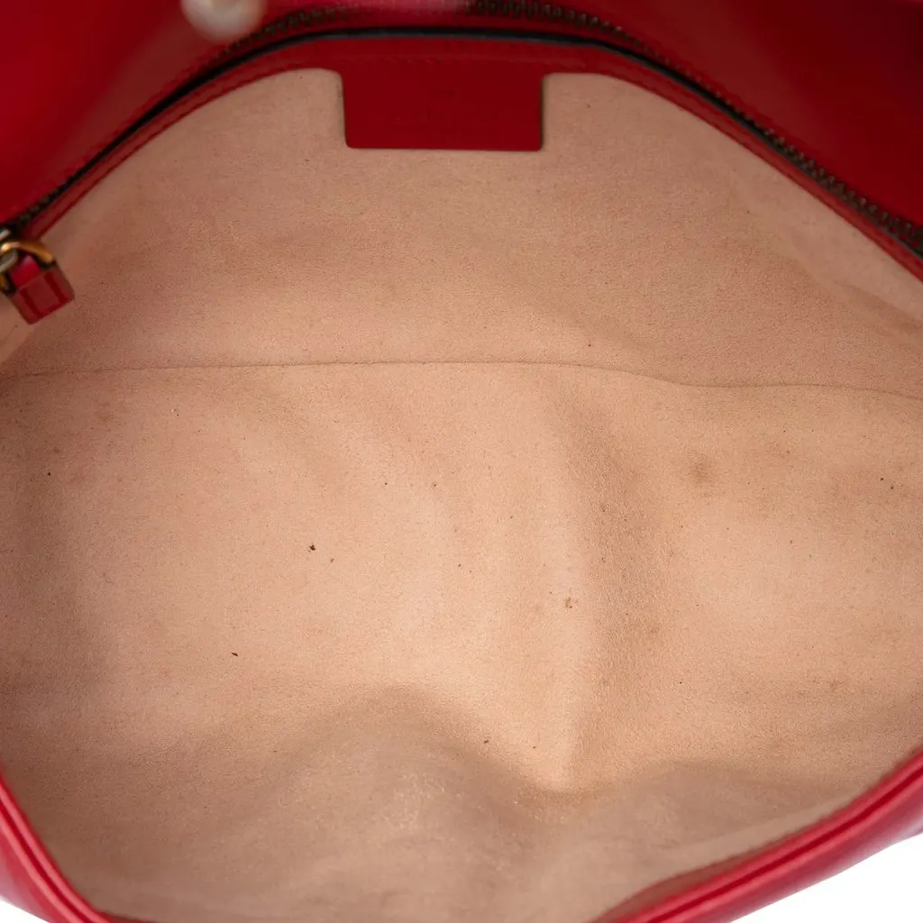 Gucci Medium GG Marmont Matelasse Calfskin Shoulder Bag Red Leather Very good - Model View