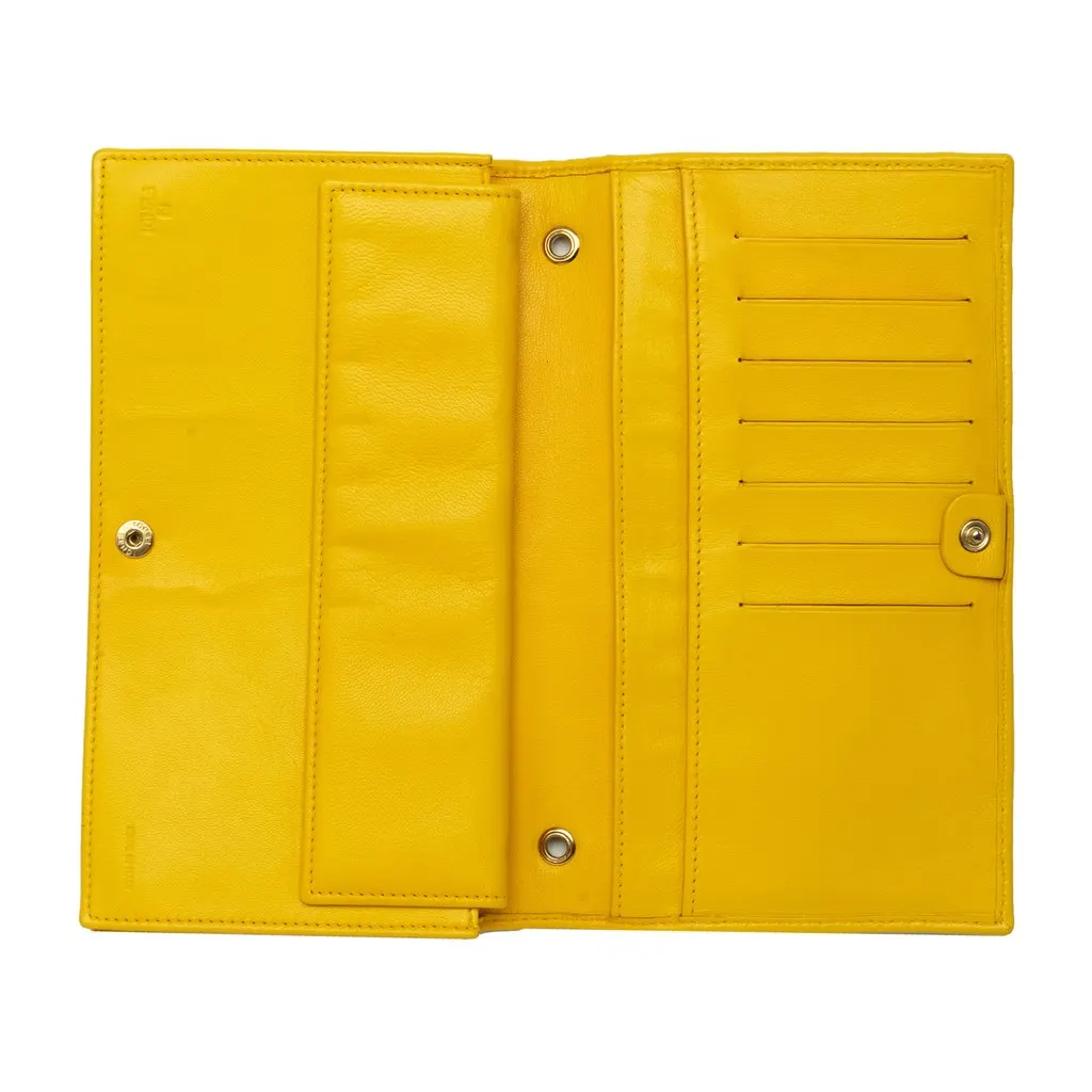 Fendi Embossed Nappa Logo Chain Clutch Yellow Leather Very good - Model View