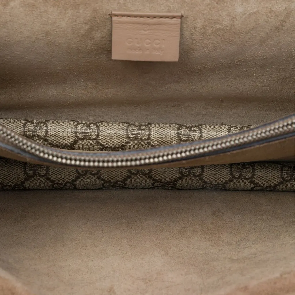 Gucci Medium GG Supreme Dionysus Shoulder Bag Beige Very good - Model View