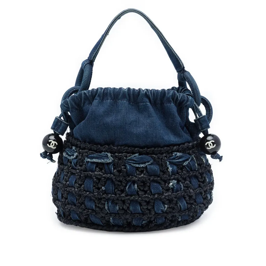 Chanel CC Woven Denim and Raffia Drawstring Bucket Bag Blue Very good - Front View