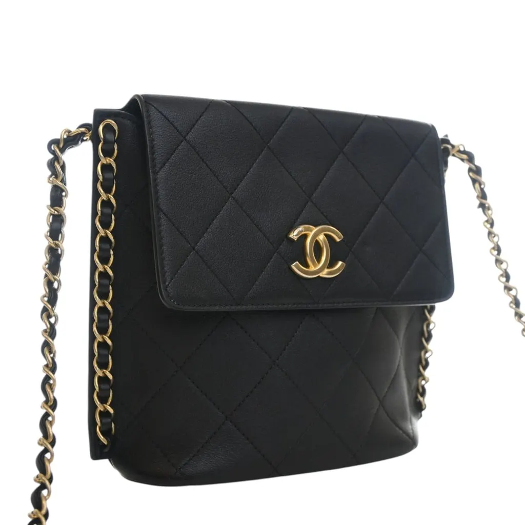 Chanel Small Quilted Calfskin Chain Hobo Flap Black Leather Very good - Back View