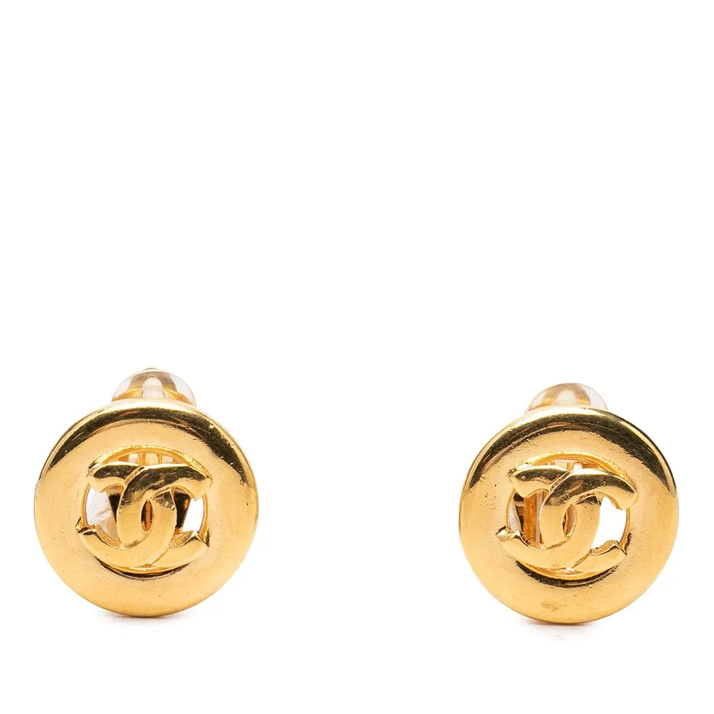 Chanel CC Gold Plated Round Clip On Earrings Gold Metal Very good - Front View