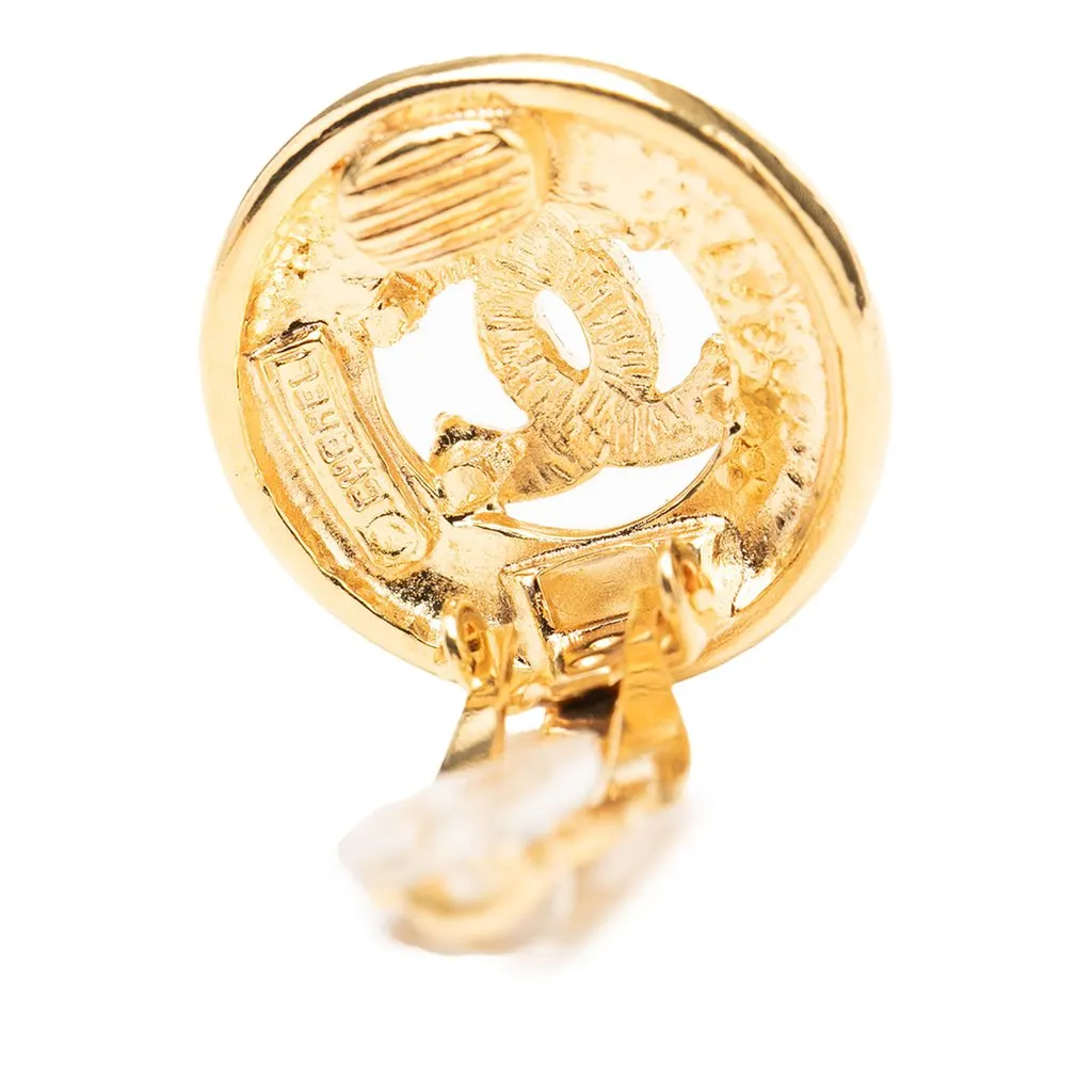 Chanel CC Gold Plated Round Clip On Earrings Gold Metal Very good - Inside View