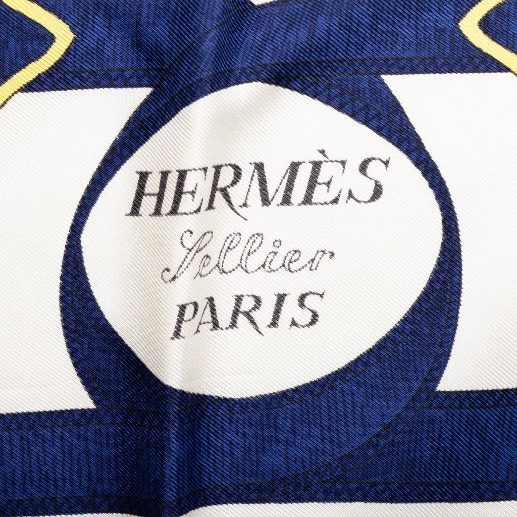 Hermès Eperon D Or Silk Scarf 90 White Silk Good - Back View