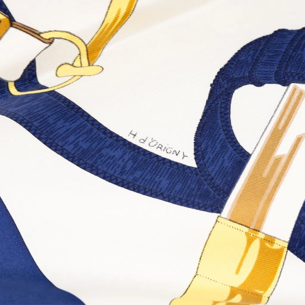 Hermès Eperon D Or Silk Scarf 90 White Silk Good - Box View