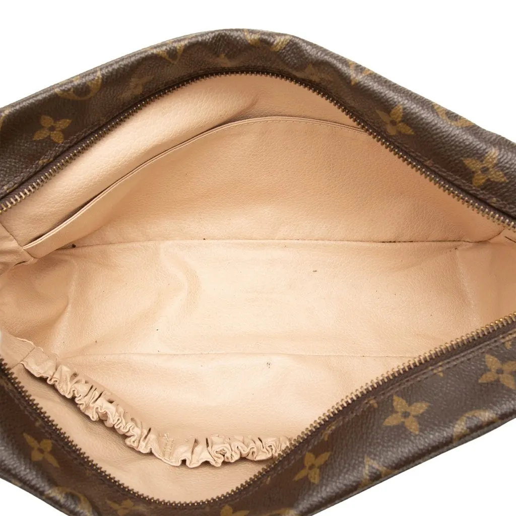 Louis Vuitton Monogram Trousse Toilette 28 Brown Canvas Good - Model View