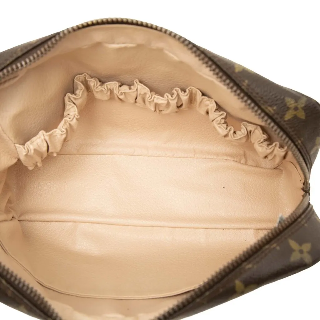 Louis Vuitton Monogram Trousse Toilette 23 Brown Canvas Very good - Model View