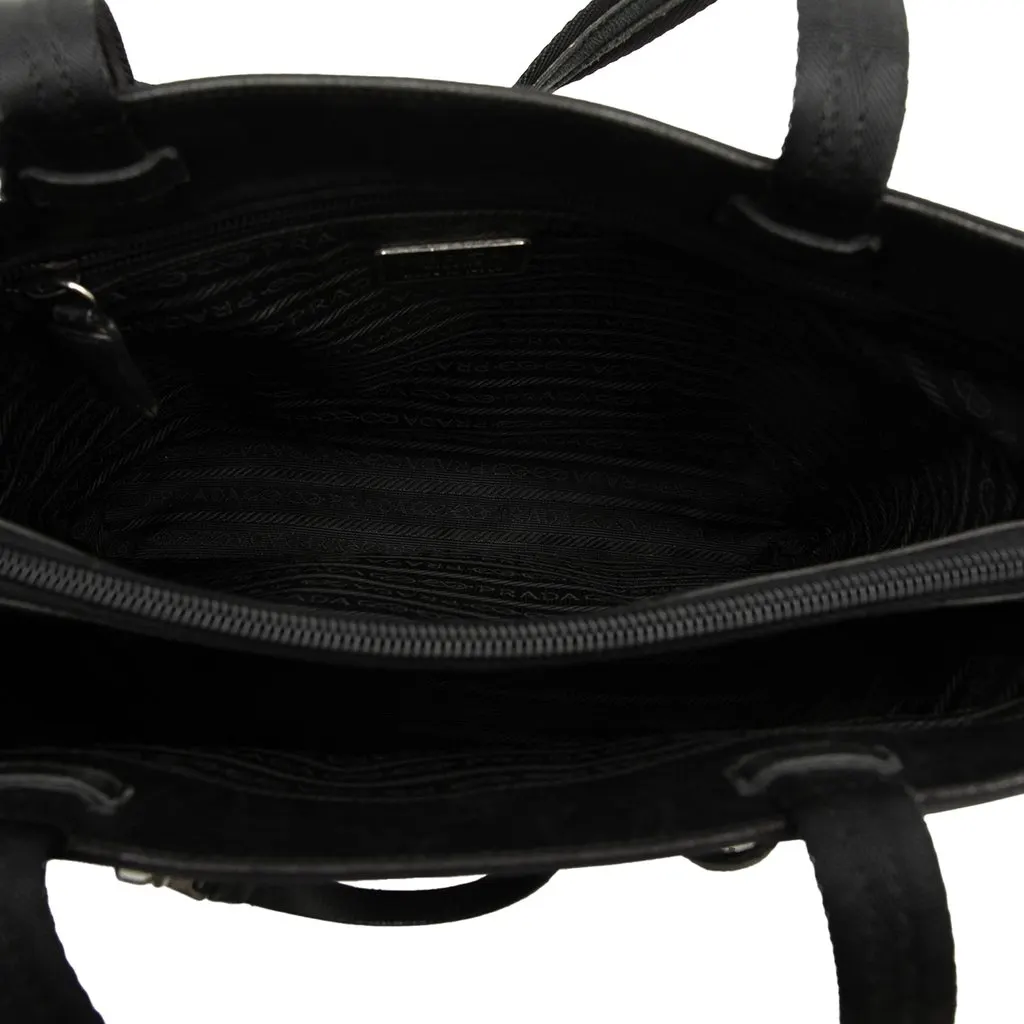 Prada Tessuto Tote Black Polyamide Very good - Model View