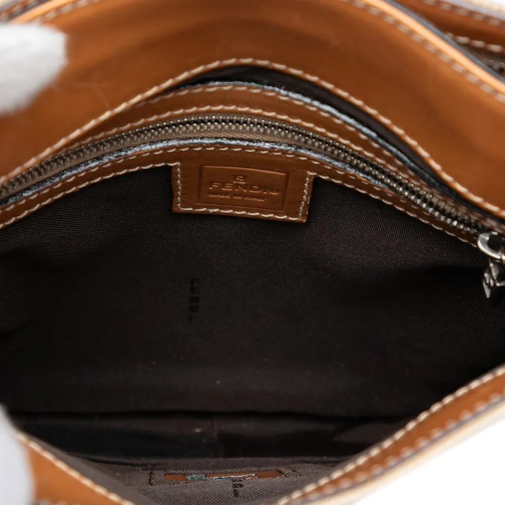 Fendi Canvas FF Crossbody White Very good - Model View