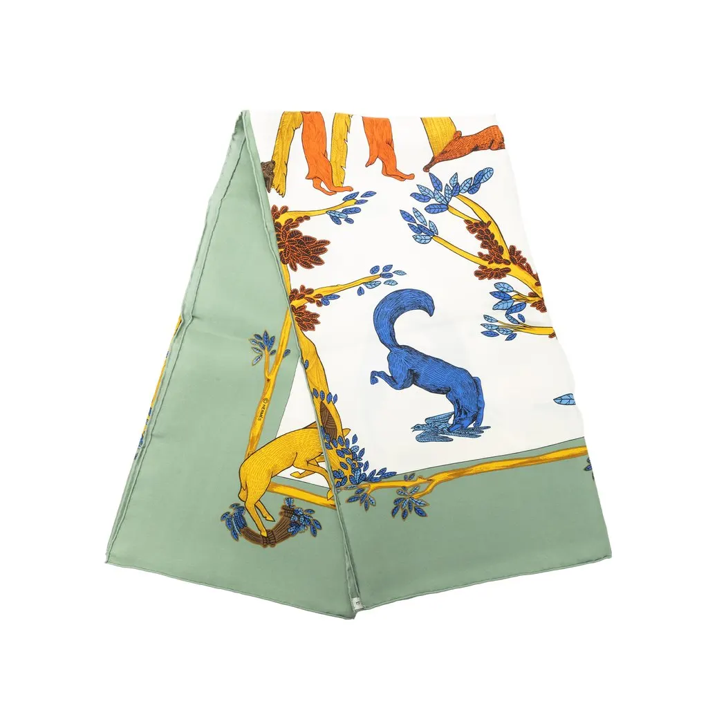 Hermès Animal Alphabet Silk Scarf 90 White Silk Good - Front View