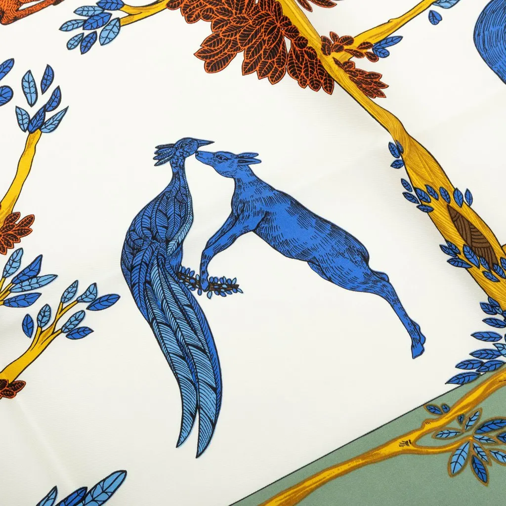 Hermès Animal Alphabet Silk Scarf 90 White Silk Good - Inside View