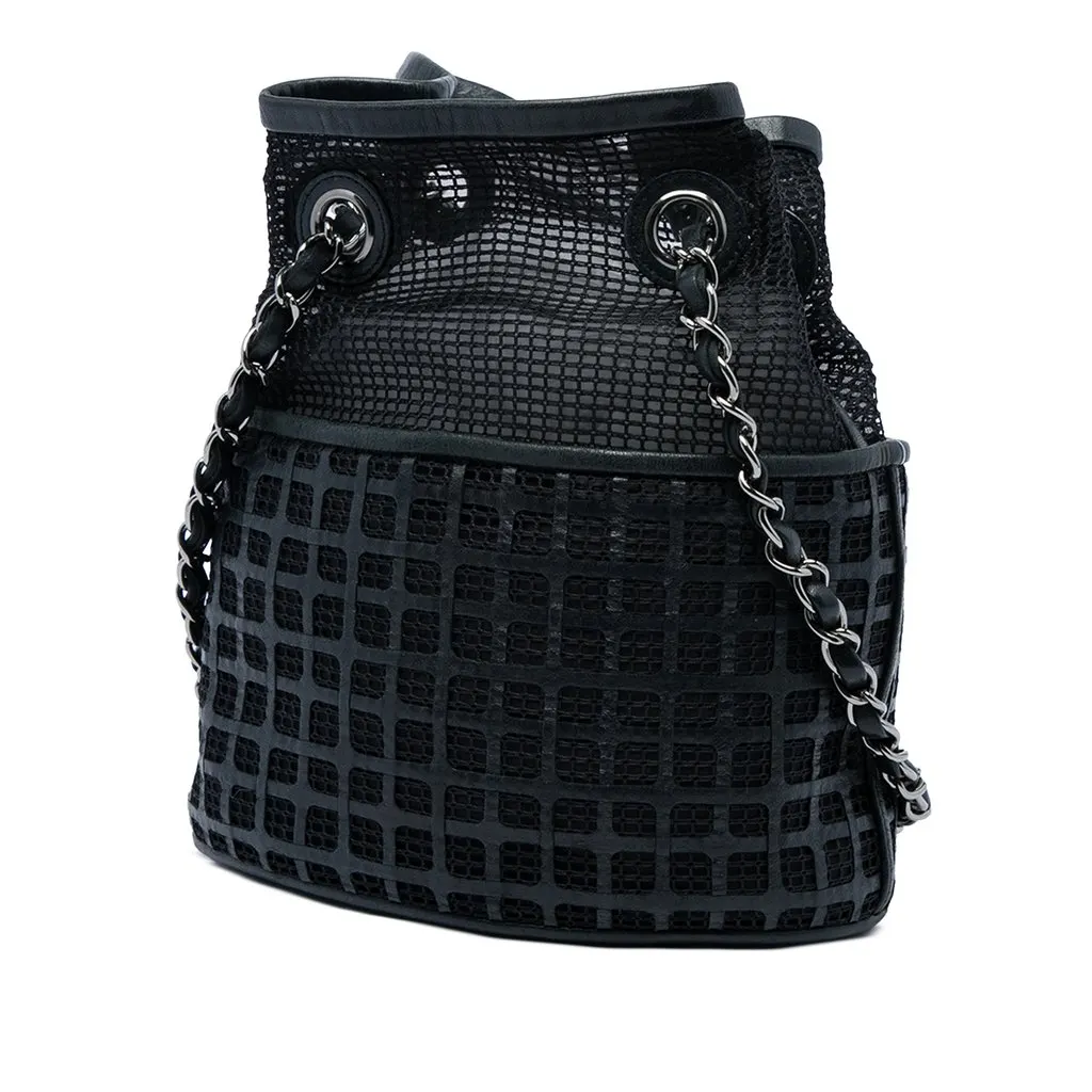 Chanel CC Mesh and Perforated Calfskin Bucket Bag Black Very good - Back View