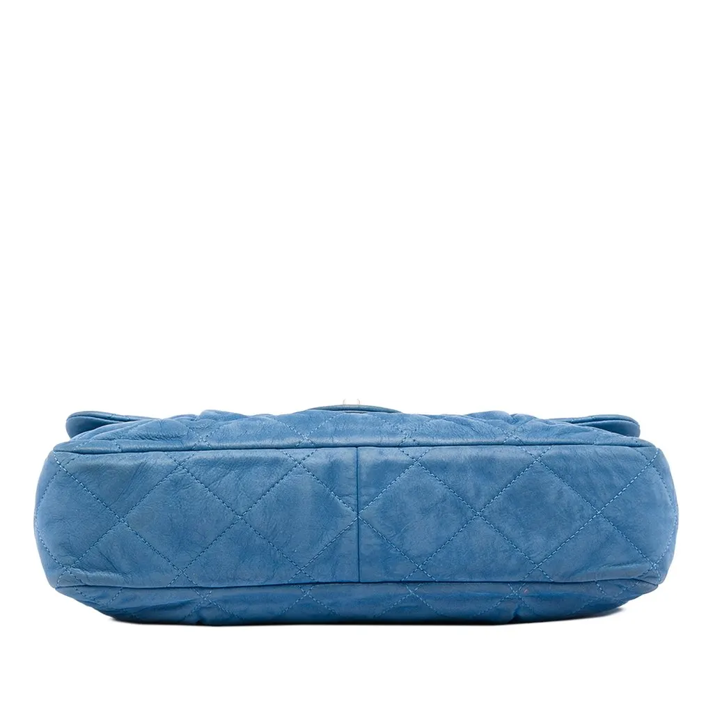 Chanel Quilted Iridescent Calfskin Chic Quilt Flap Blue Leather Very good - Inside View