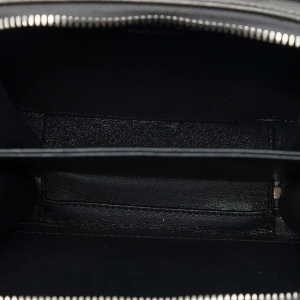 Chanel Small Metallic Caviar CC Filigree Vanity Case MultiColor Leather Very good - Model View