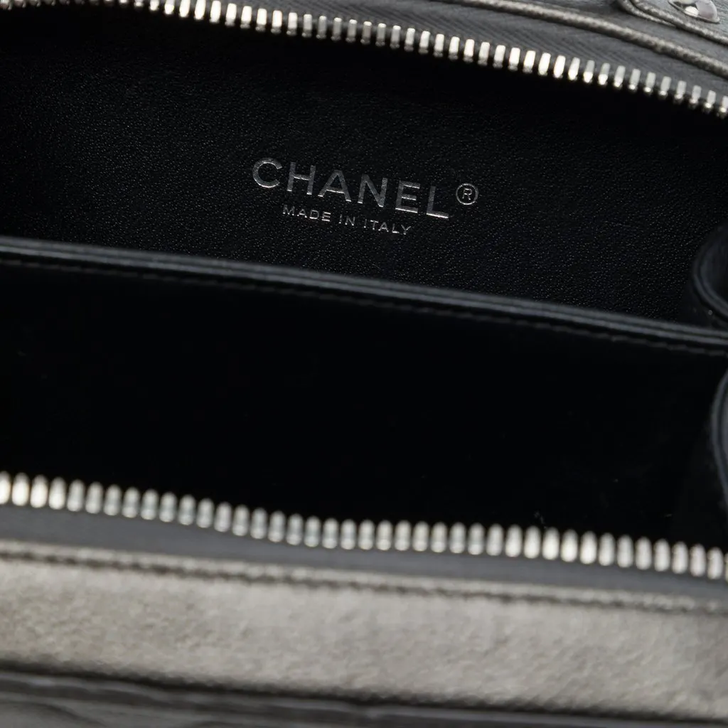 Chanel Small Metallic Caviar CC Filigree Vanity Case MultiColor Leather Very good - Box View
