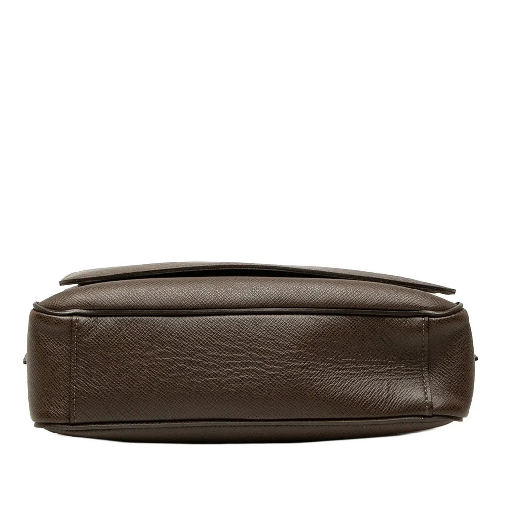 Louis Vuitton Taiga Roman PM Brown Leather Very good - Inside View
