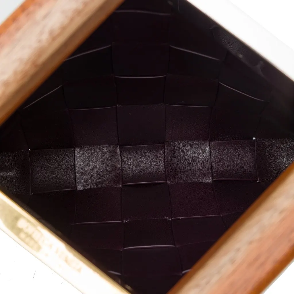 Bottega Veneta Lambskin Maxi Intrecciato The Snap Clutch Red Leather Very good - Model View